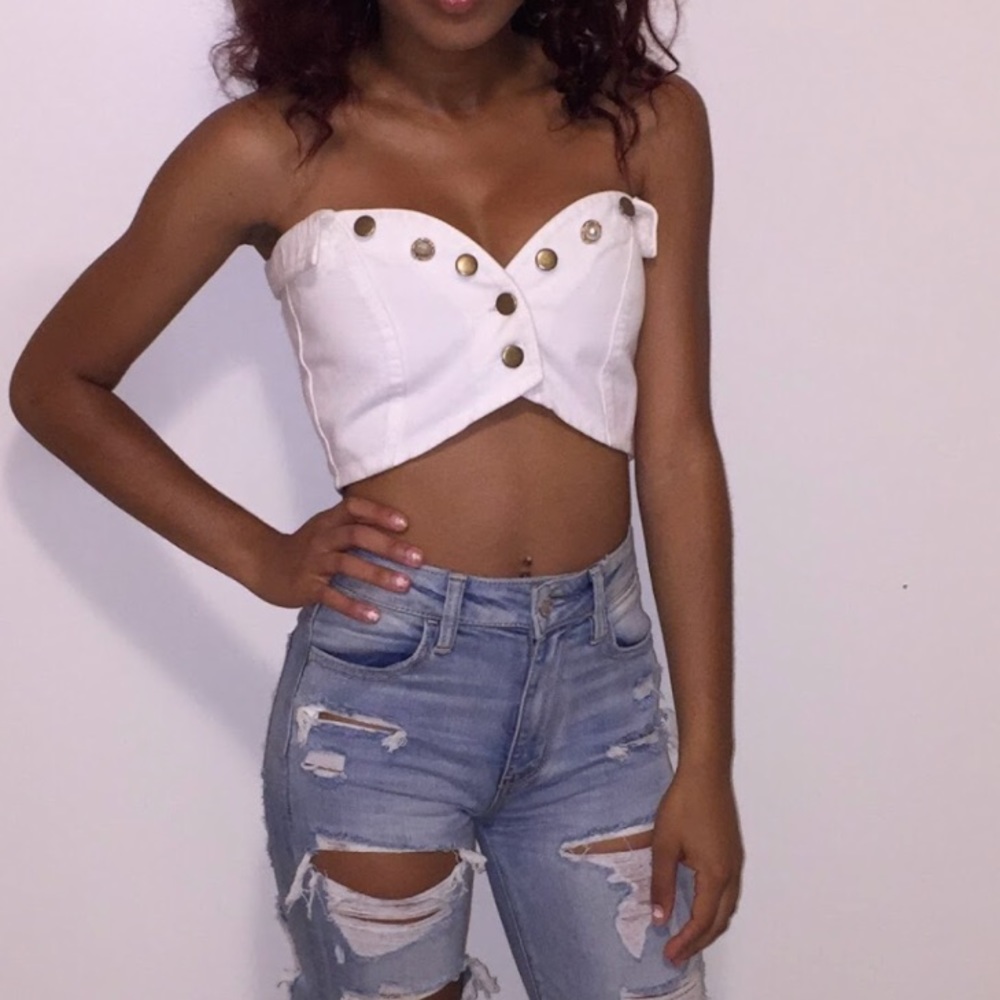 White crop top